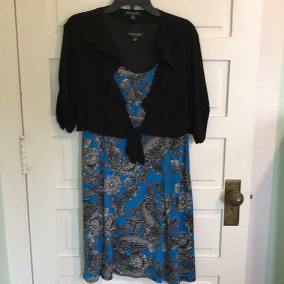 Dress - Picture 2 of 5